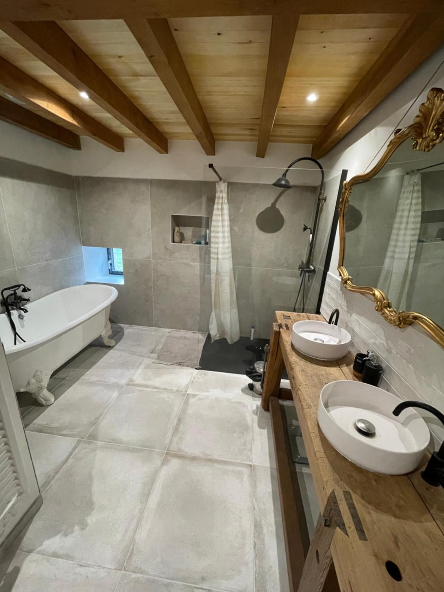 Vila Ancienne Grange Renovee En Xaintrie Hautefage Exteriér fotografie